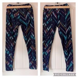 NWOT Lularoe Navy pattern  Leggings